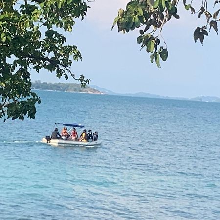 ลุงดำฮัทบีช Hotel Koh Samet Exterior photo